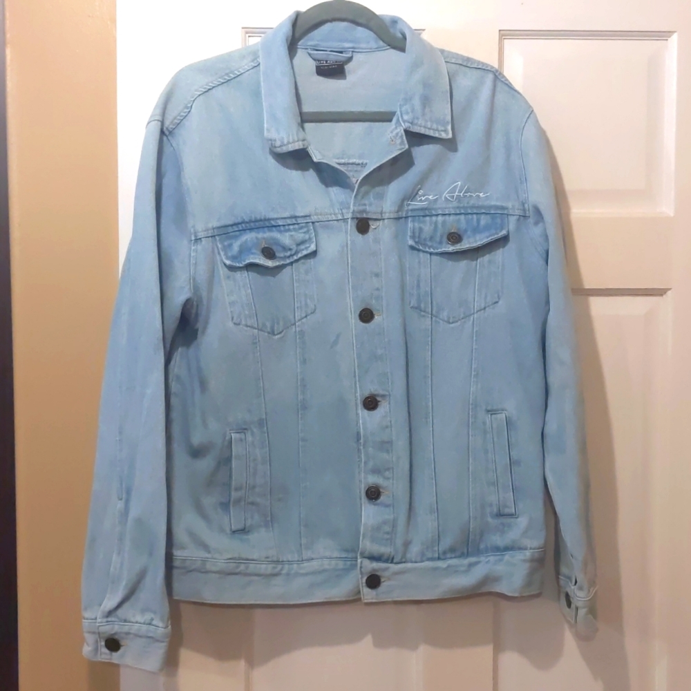 Never worn Live Above Black Legendary Blue Denim Unisex Jacket in size L.